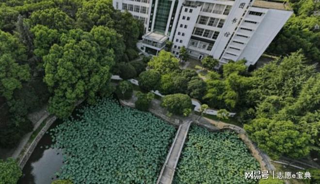 武汉工程大学怎么样？好不好？园林式学校硬件条件优越超好！威客电竞(图2)