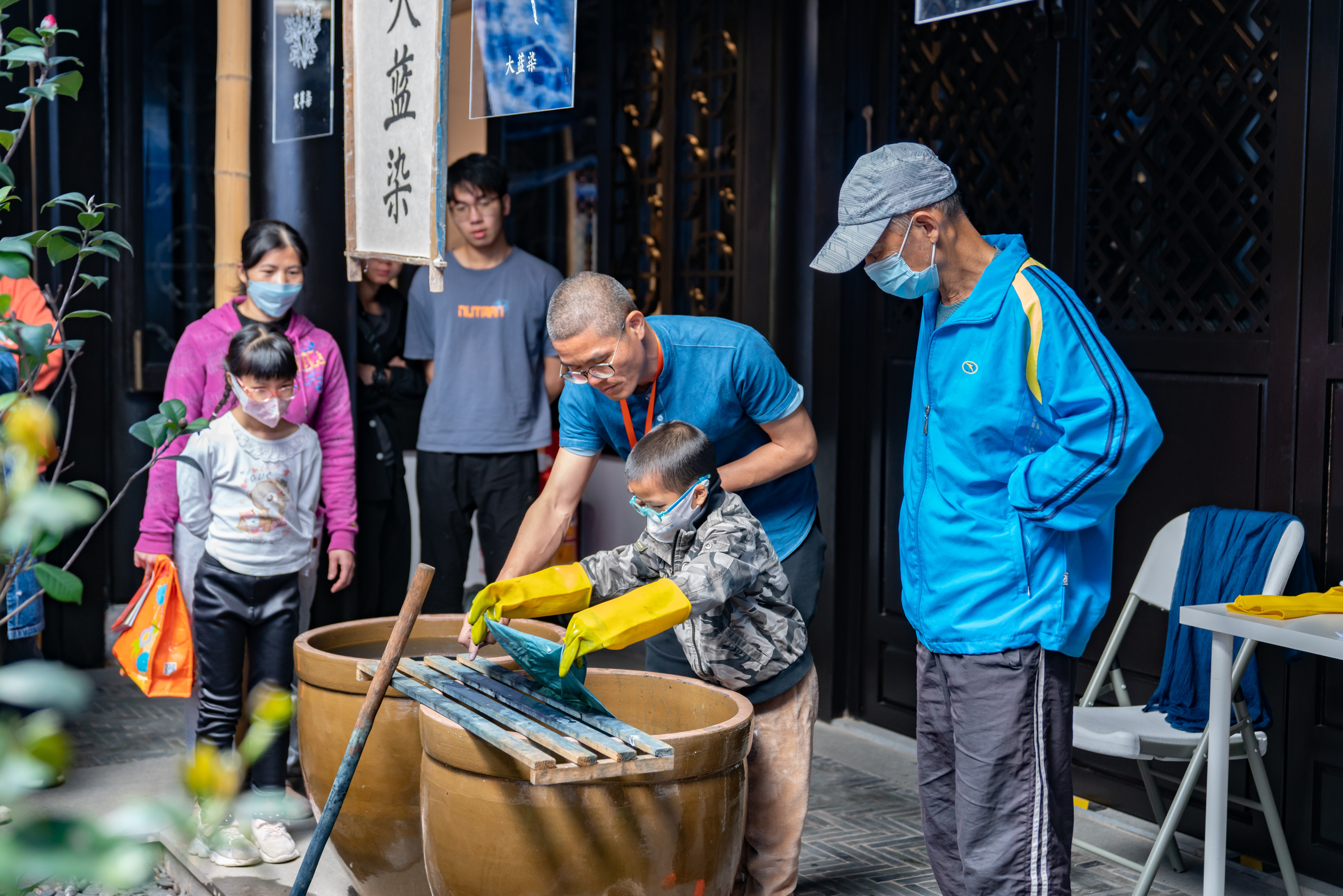 威客电竞岭南园林遇上锦绣中华传统织染绣艺术与生活展亮相广州市文化馆(图5)