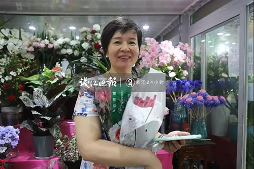 这就是杭州人！为救3岁烧伤女孩今早大家赶去把这家花威客电竞店买空了！(图5)