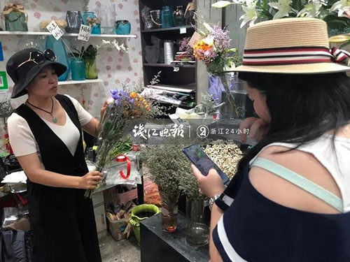 这就是杭州人！为救3岁烧伤女孩今早大家赶去把这家花威客电竞店买空了！(图9)